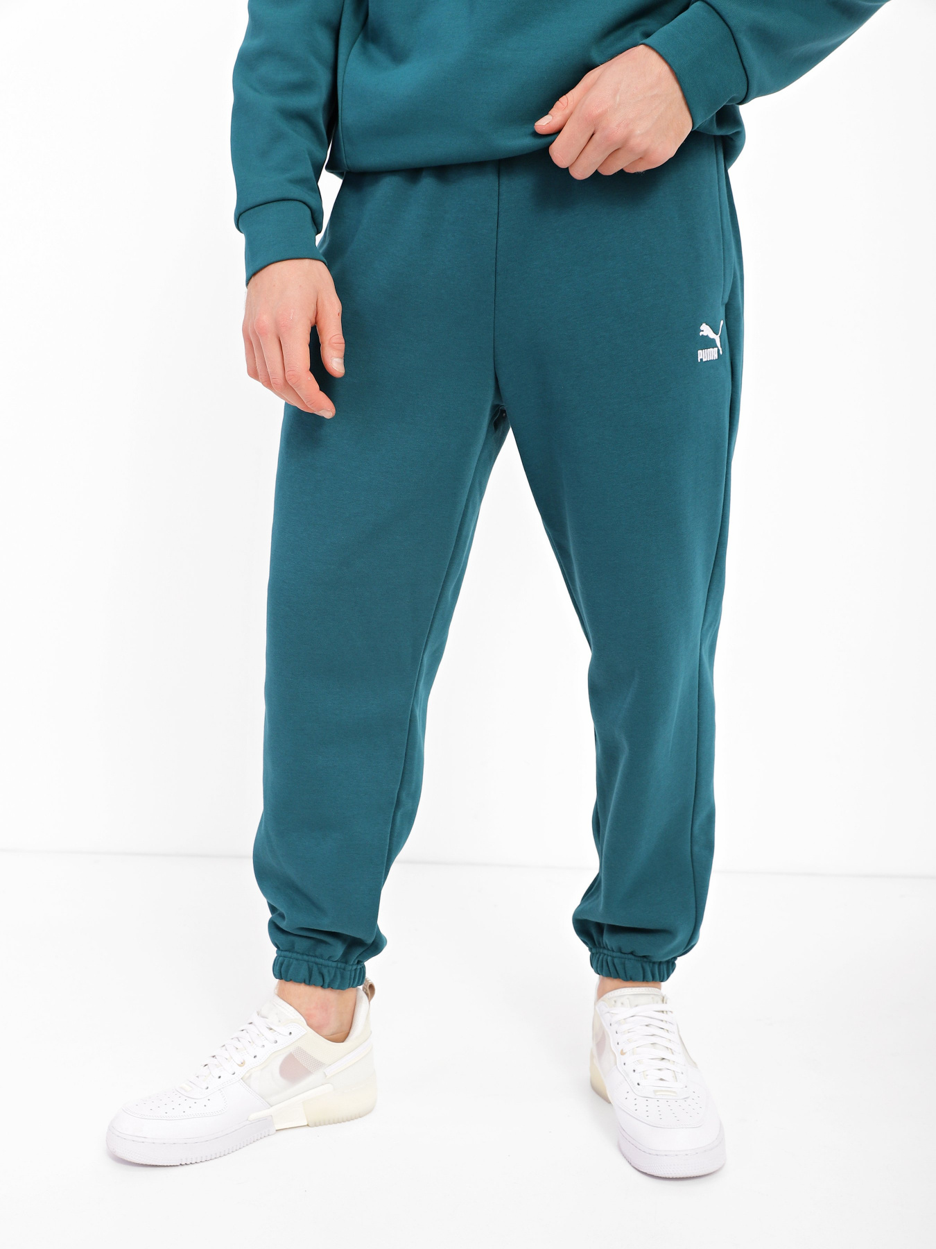 Спортивні штани PUMA Classics Small Logo модель 53559724 Спортивні штани PUMA Classics Small Logo модель 53559724 Фото