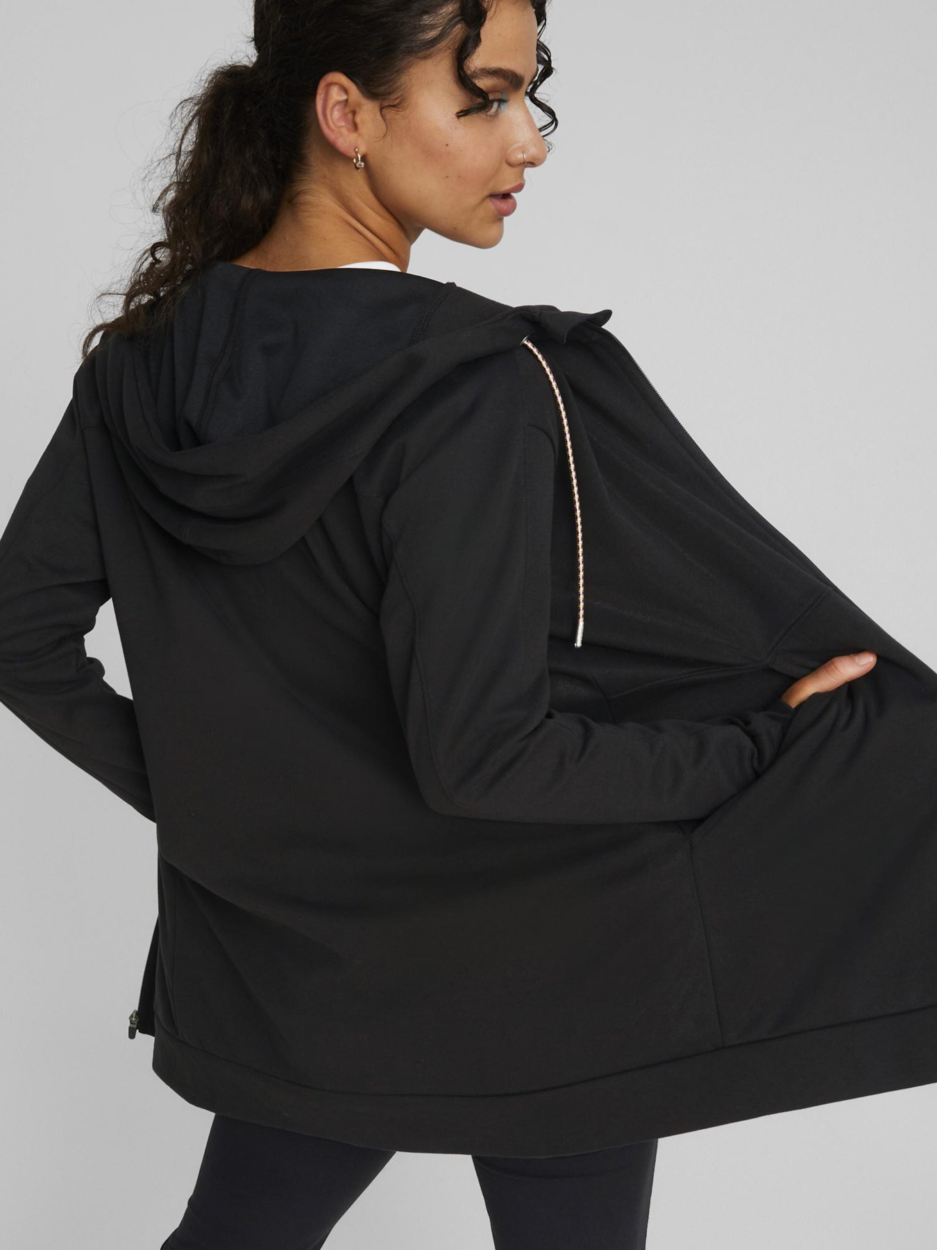 Спортивная кофта PUMA Day In Motion модель 67107201 Фото