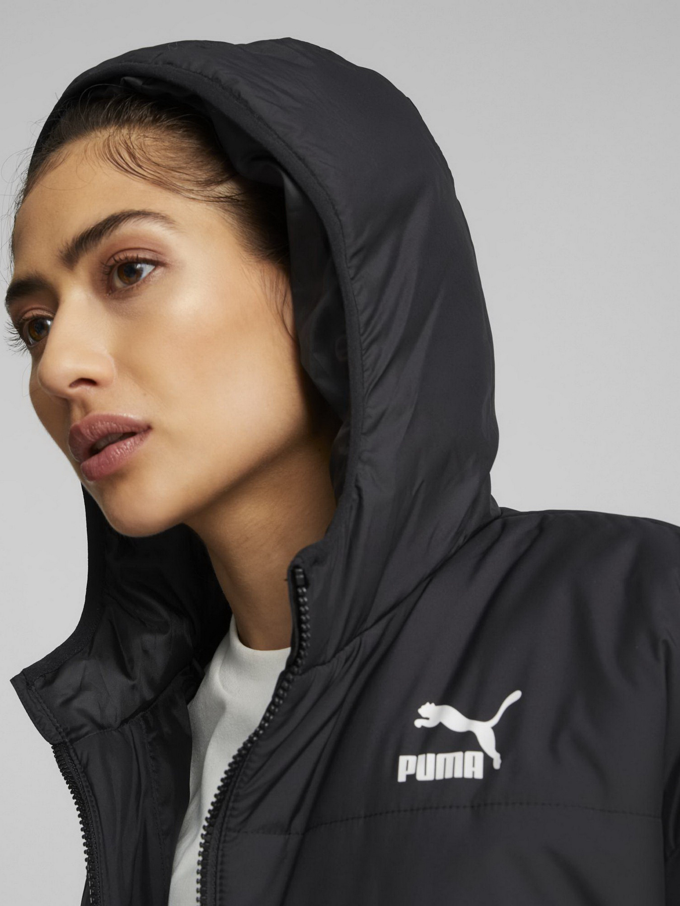 Демисезонная куртка PUMA Classics Padded модель 53557601 Демисезонная куртка PUMA Classics Padded модель 53557601 Фото