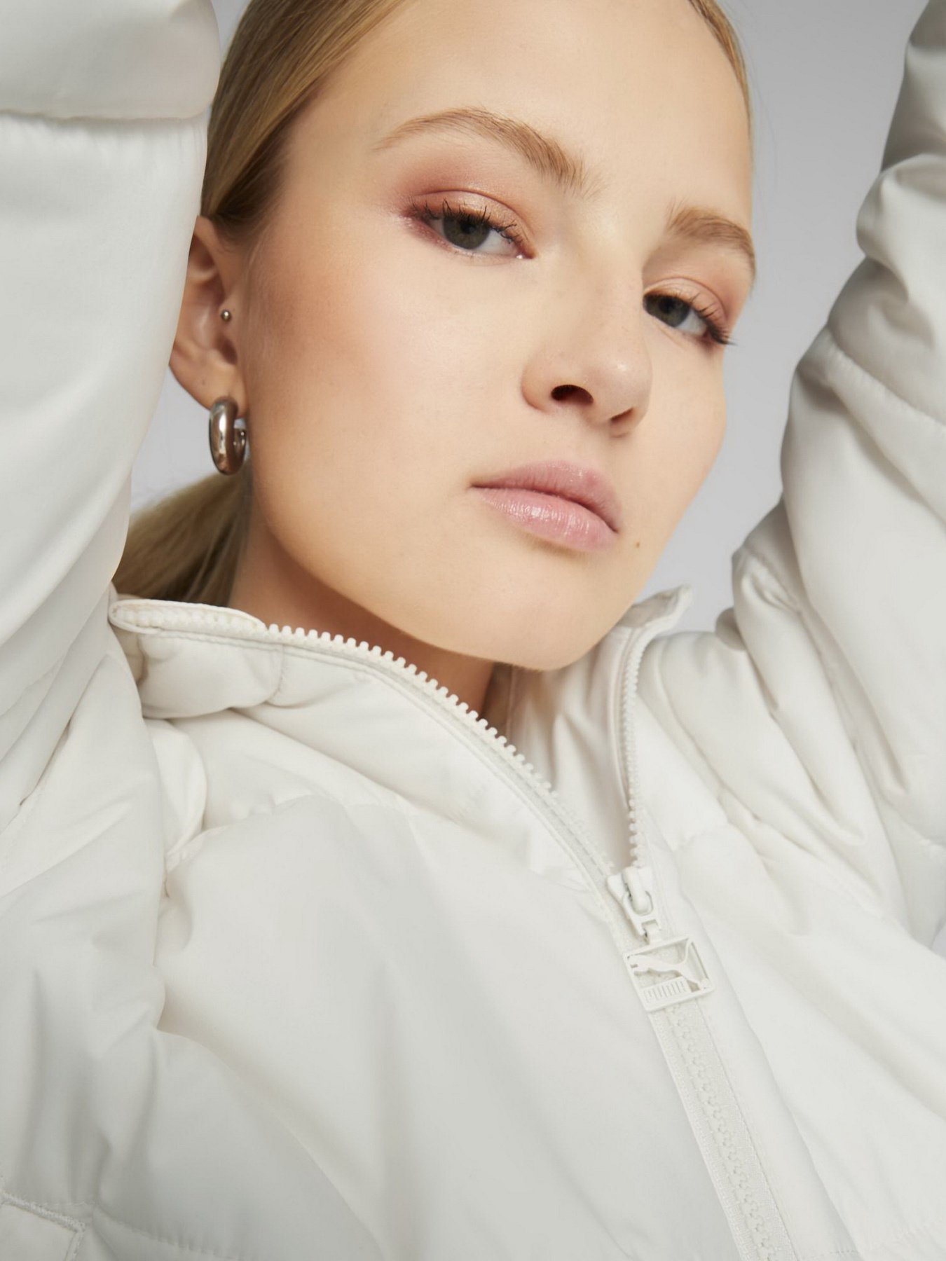 Демисезонная куртка PUMA Classics Padded модель 53557665 Фото