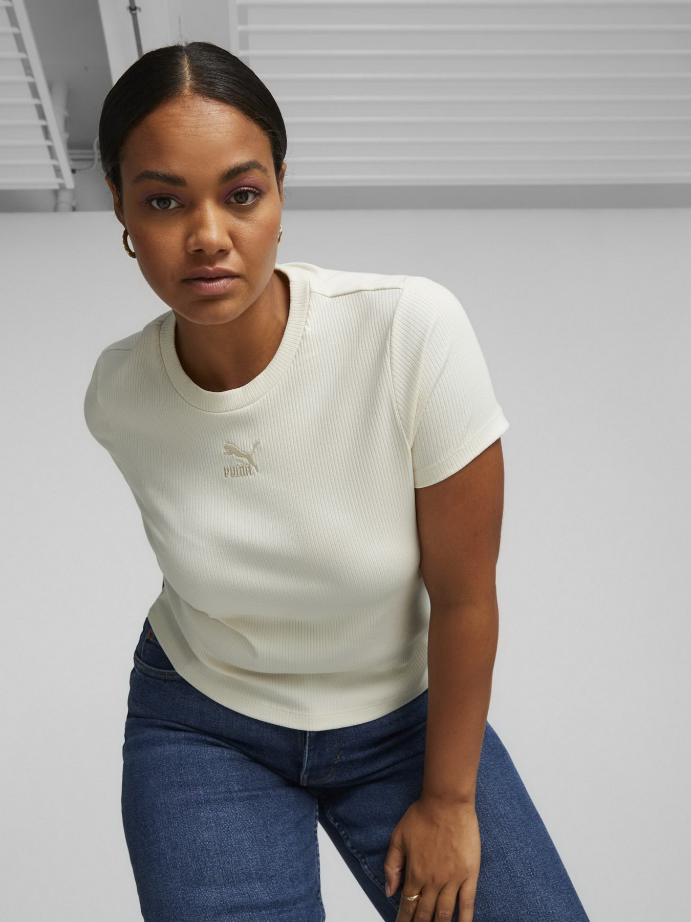 Футболка PUMA Classics Ribbed Slim модель 53568999 Футболка PUMA Classics Ribbed Slim модель 53568999 Фото