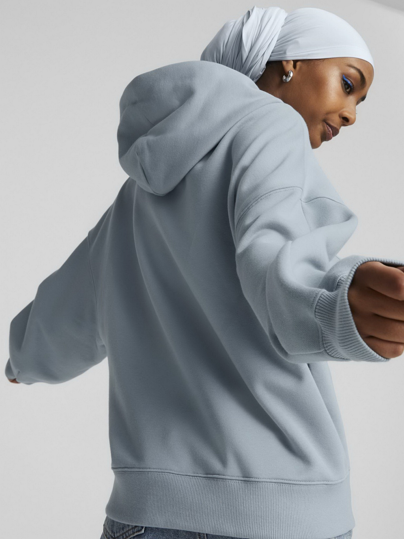 Худи PUMA Classics Oversized модель 67174979 Фото