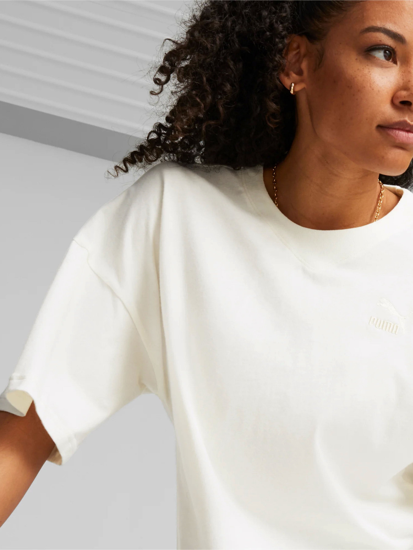 Футболка PUMA Classics модель 53805299 Футболка PUMA Classics модель 53805299 Фото