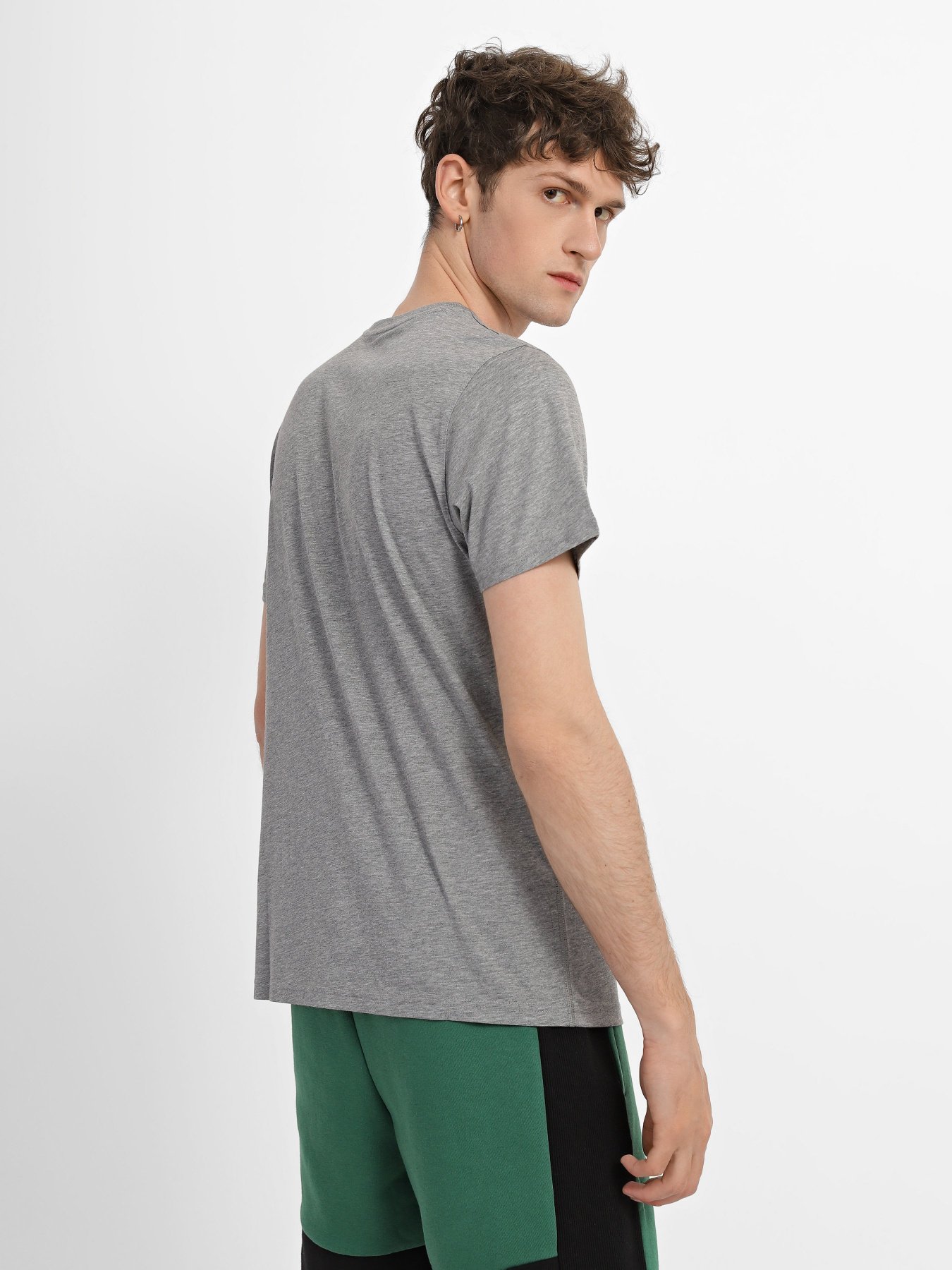 Спортивная футболка PUMA GRAPHIC модель 52324203 Фото