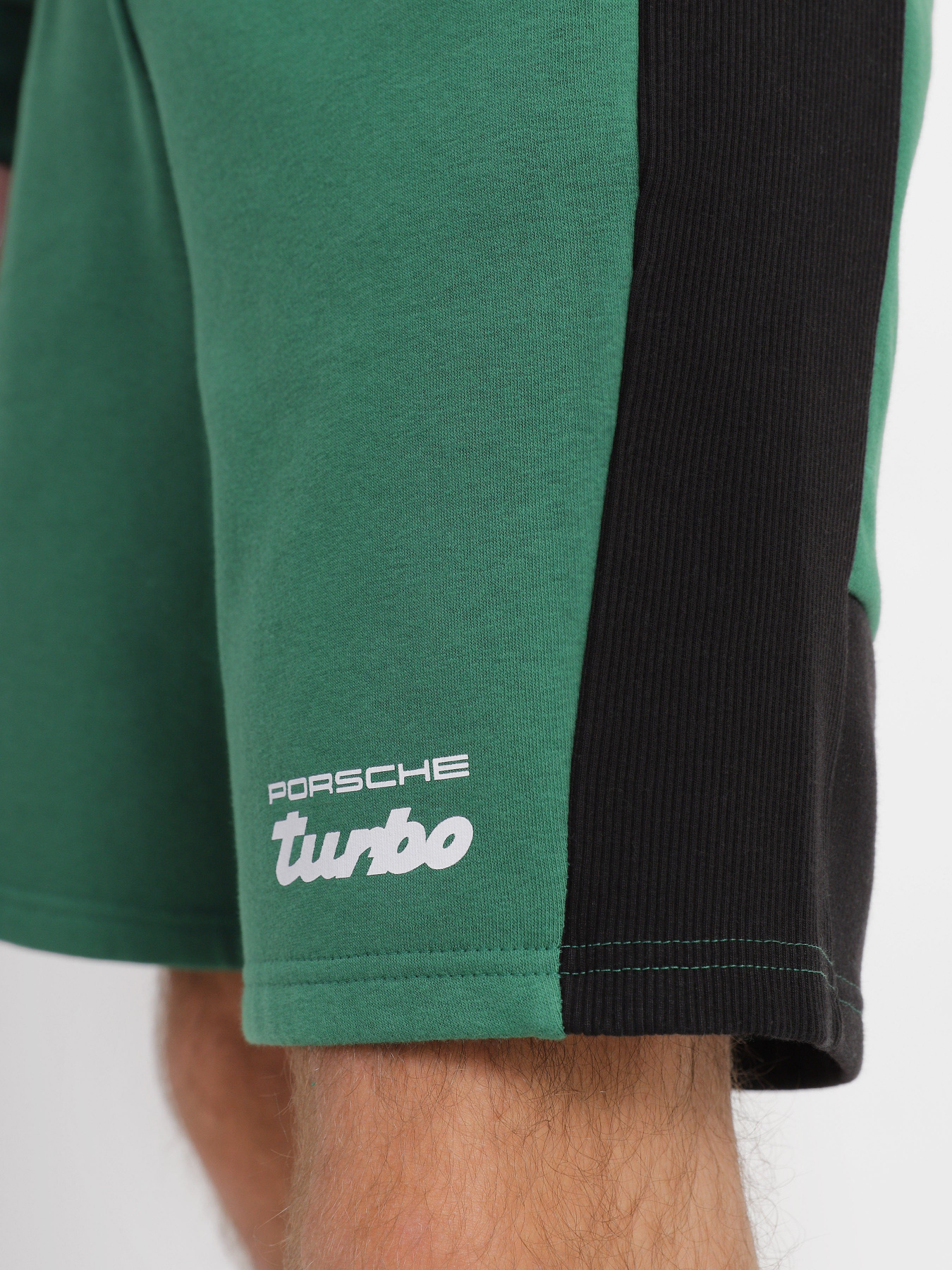 Спортивні шорти PUMA Porsche Legacy Sweat модель 53823808 Фото