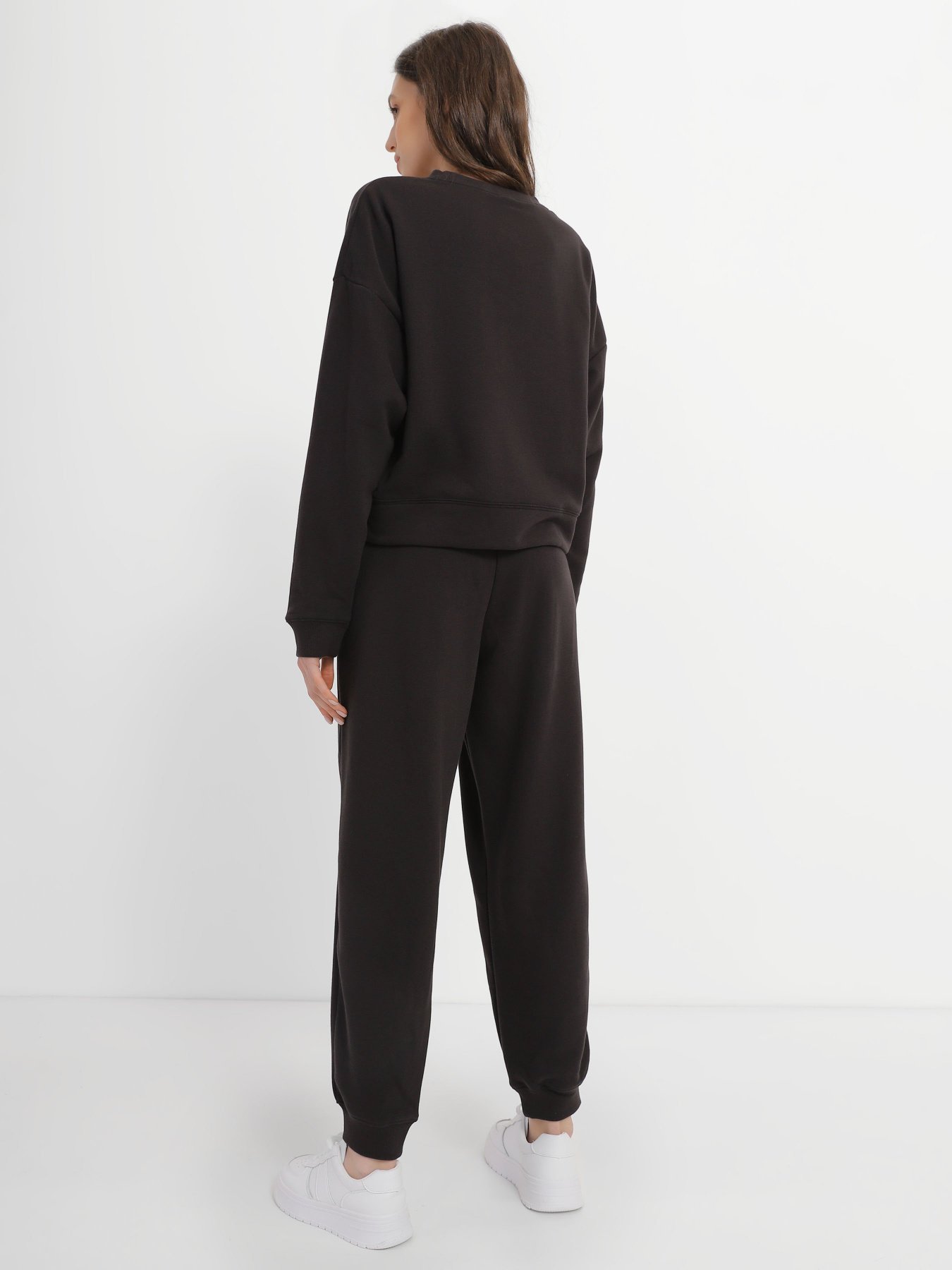 Спортивный костюм PUMA LOUNGEWEAR модель 67370201 Фото