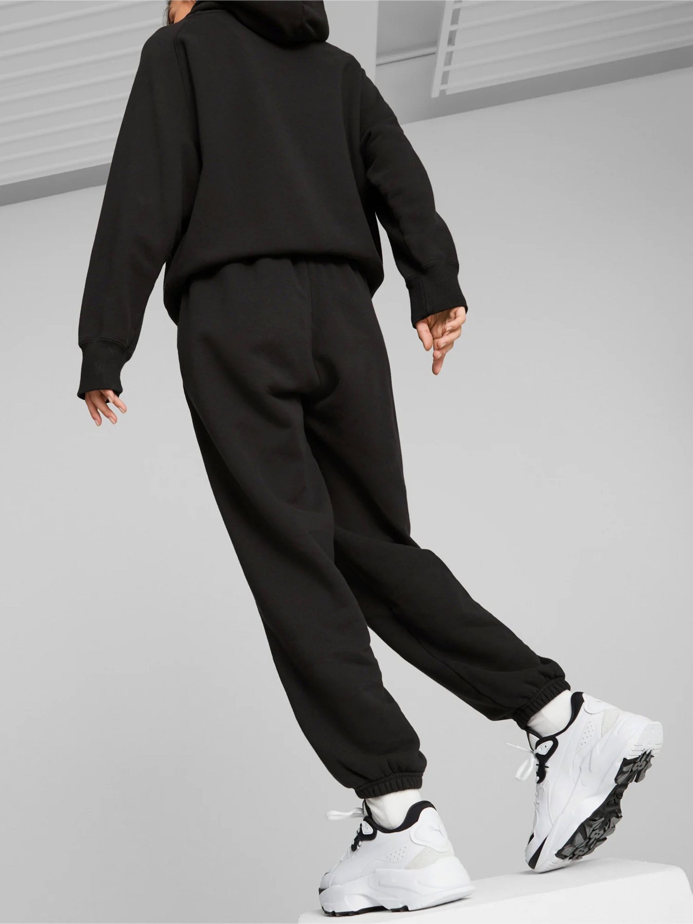 Штаны спортивные PUMA Infuse модель 53835101 Фото