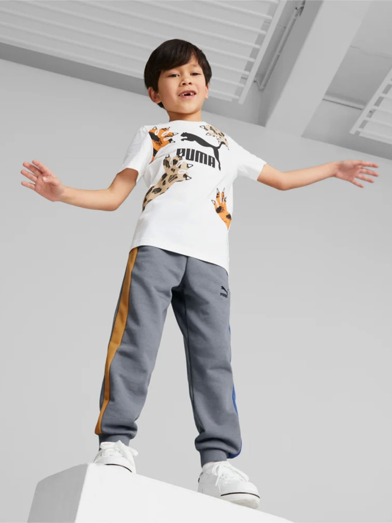 Футболка PUMA Classics модель 67334502 Фото