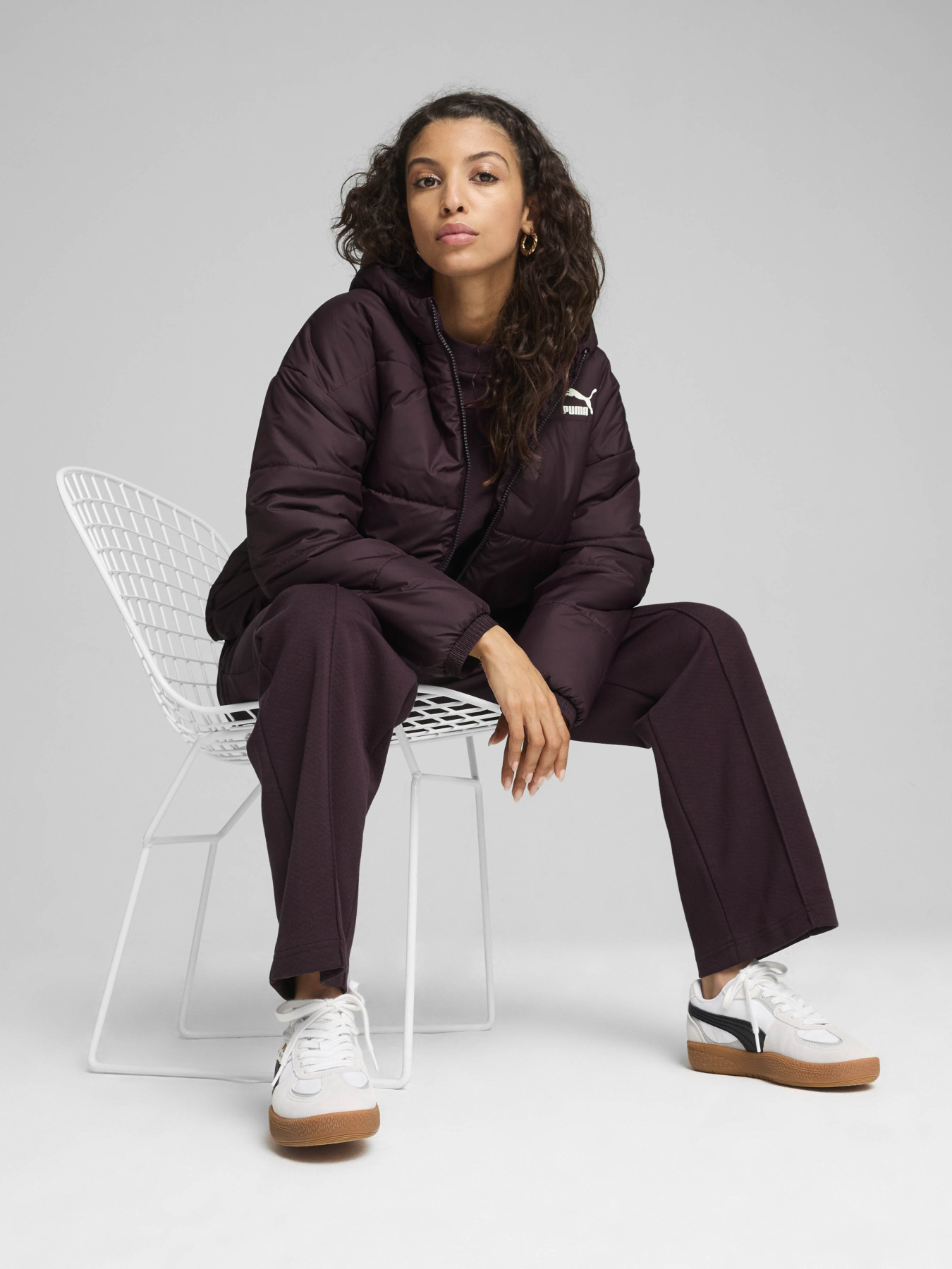 Демисезонная куртка PUMA Classics Padded модель 62169244 Фото