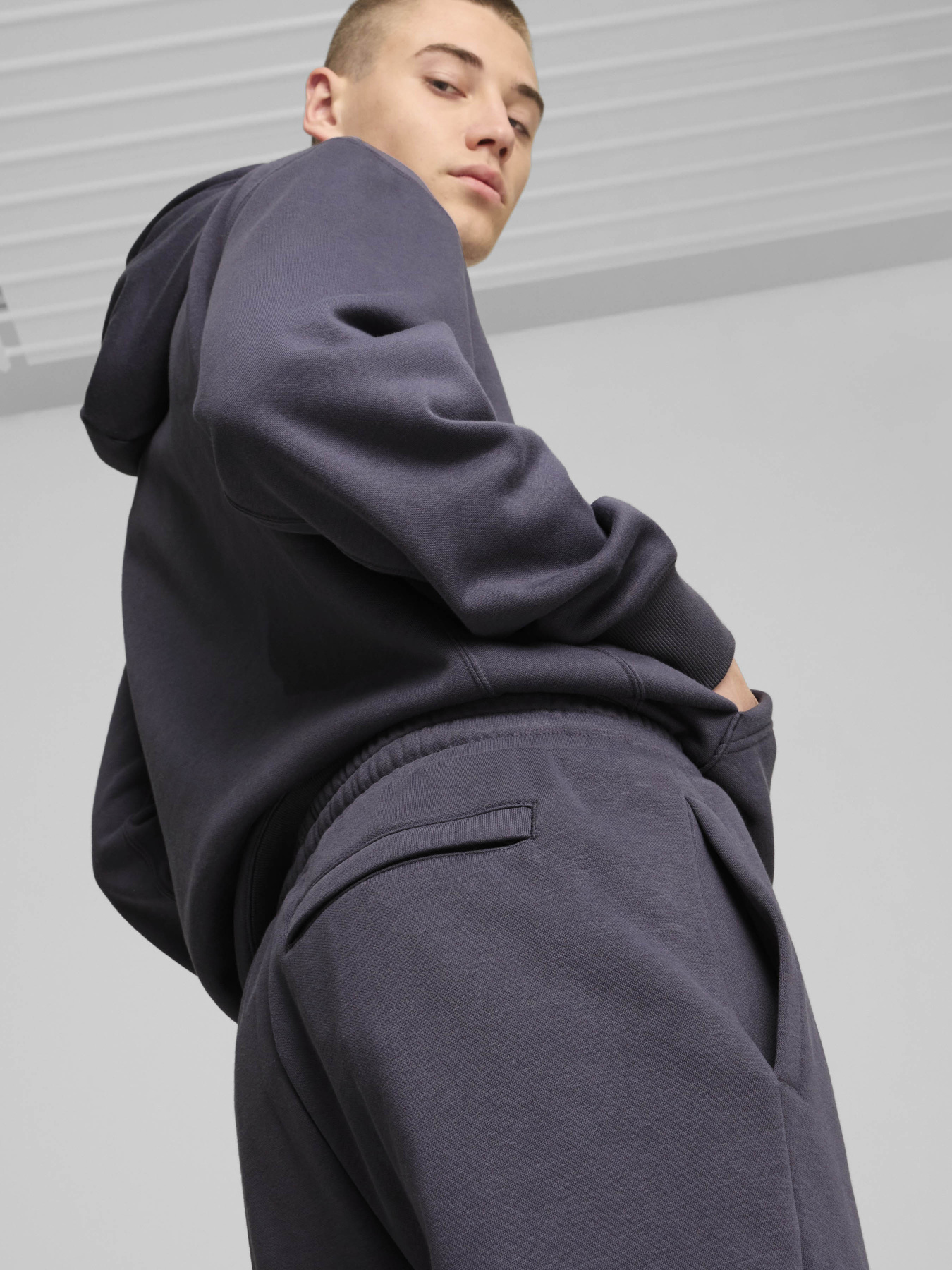 Штаны спортивные PUMA Classics Sweatpants модель 53559791 Фото