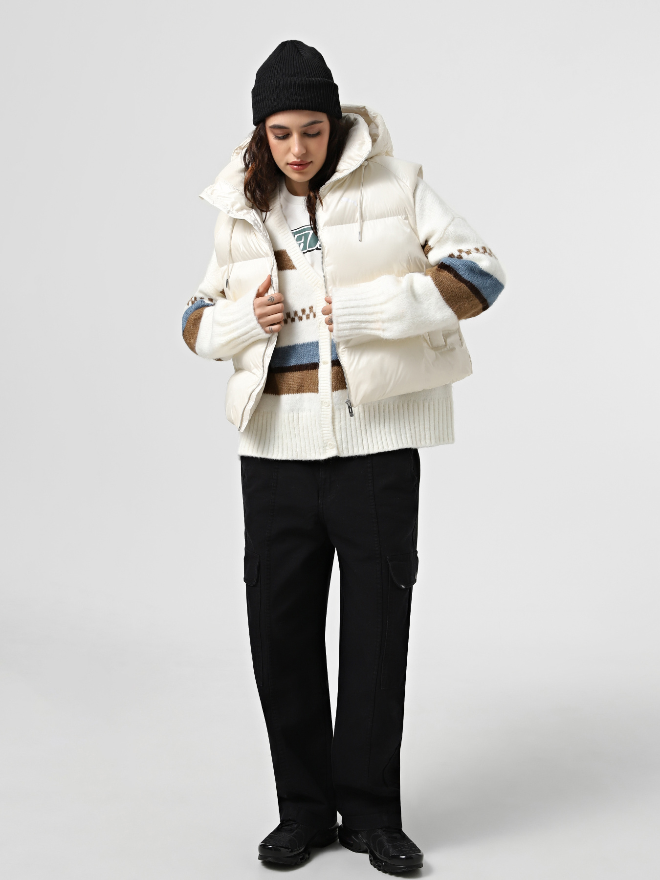 Жилет с утеплителем PUMA Shiny Puffer модель 62651887 Фото