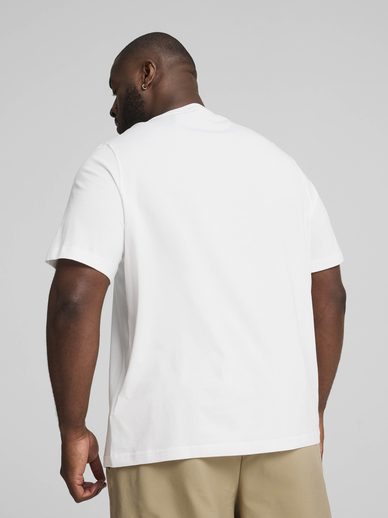 Футболка PUMA SQUAD BIG GRAPHIC модель 68179102 Футболка PUMA SQUAD BIG GRAPHIC модель 68179102 Фото