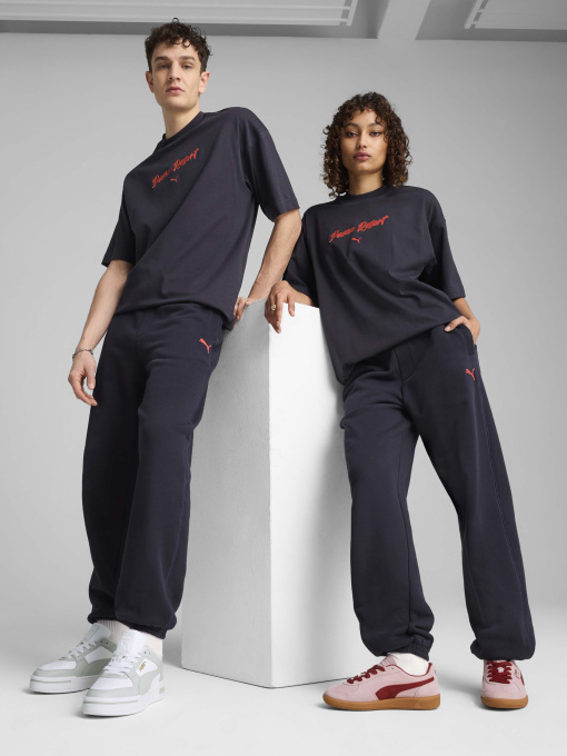Штаны спортивные PUMA Premium Essentials Relaxed Graphic модель 62966916 Фото