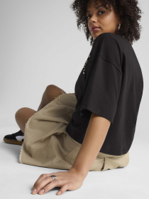 Футболка PUMA LEO LUXE модель 63233701 Фото