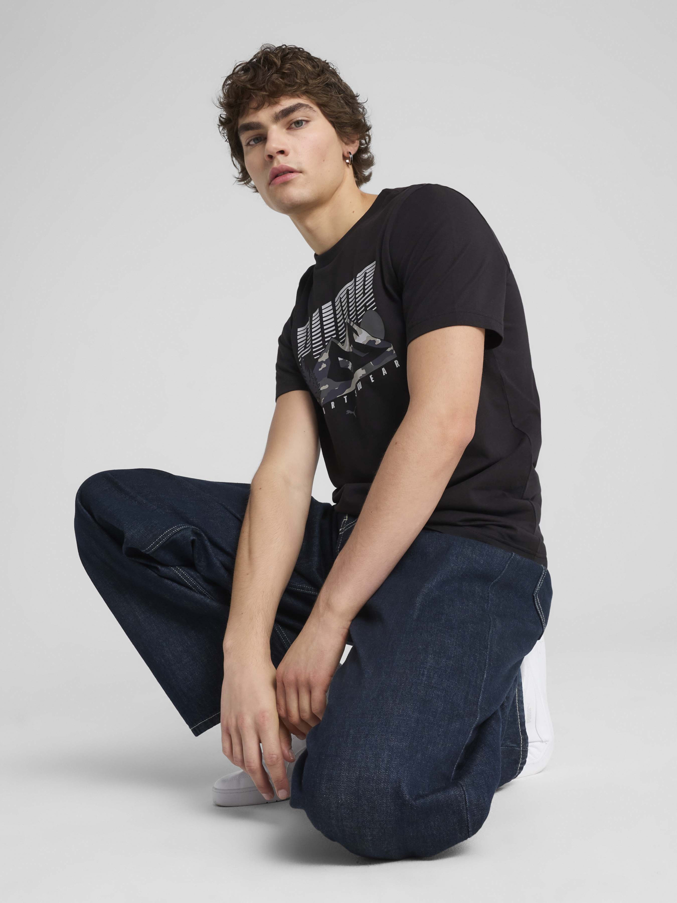 Футболка PUMA Graphics Mountain модель 68482801 Фото