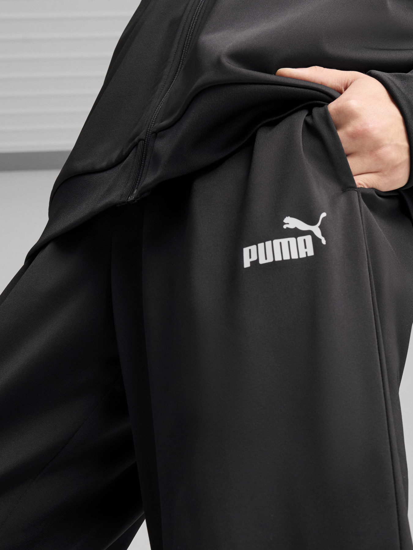 Спортивний костюм PUMA POLY BASEBALL-INSPIRED модель 68485101 Спортивний костюм PUMA POLY BASEBALL-INSPIRED модель 68485101 Фото