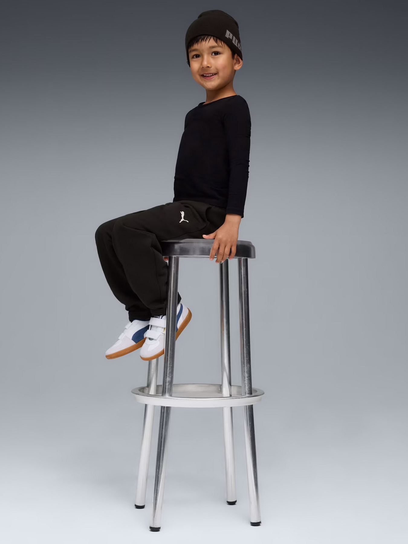 Штаны спортивные PUMA Moody Cat Sweatpants Kids модель 63220901 Фото