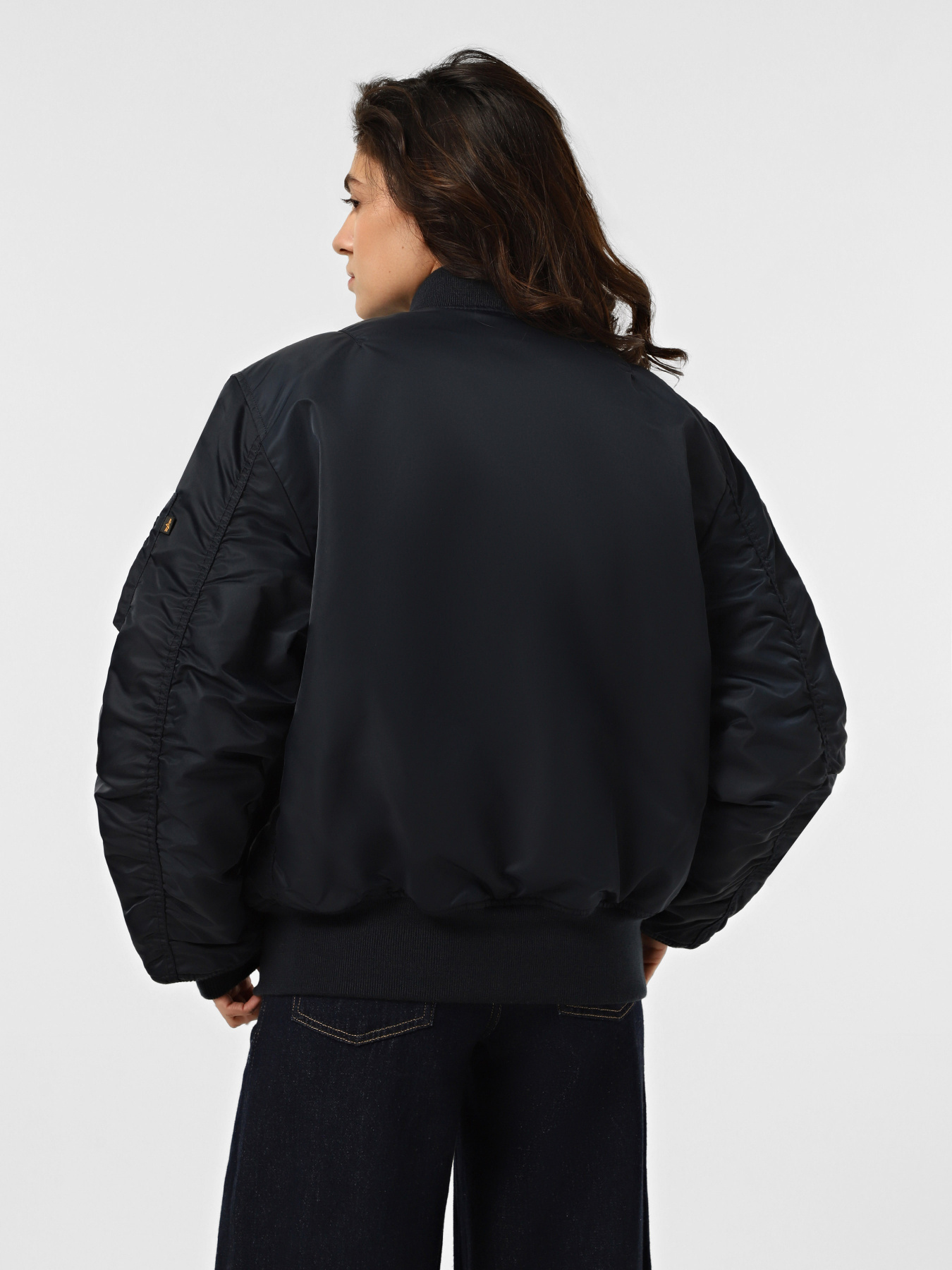 Бомбер Alpha Industries MA-1 модель MJM21000C1_410 Фото