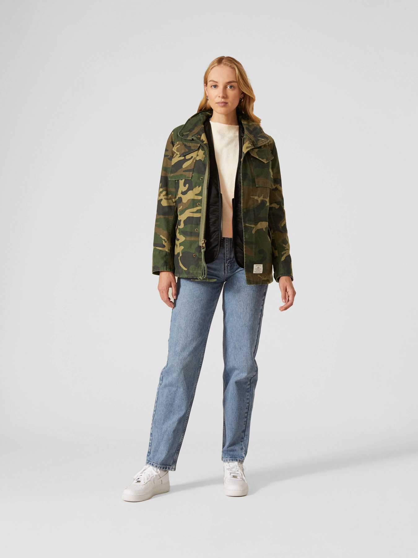 Пальто и плащи Alpha Industries M-65 MOD модель WJM51501C1_961 Фото
