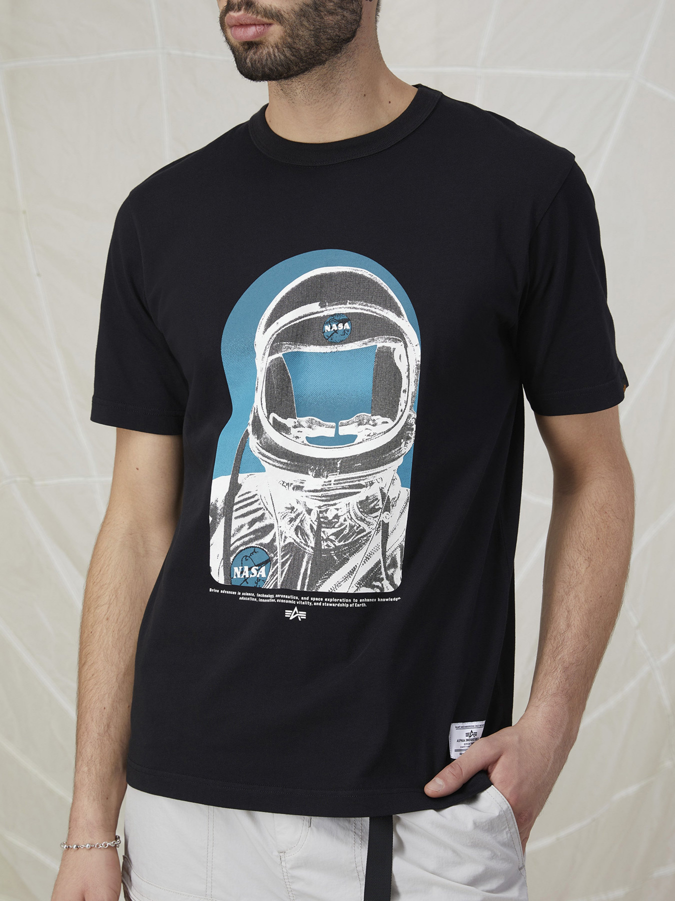 Футболка Alpha Industries NASA Moon модель ETN53001C1_057 Футболка Alpha Industries NASA Moon модель ETN53001C1_057 Фото