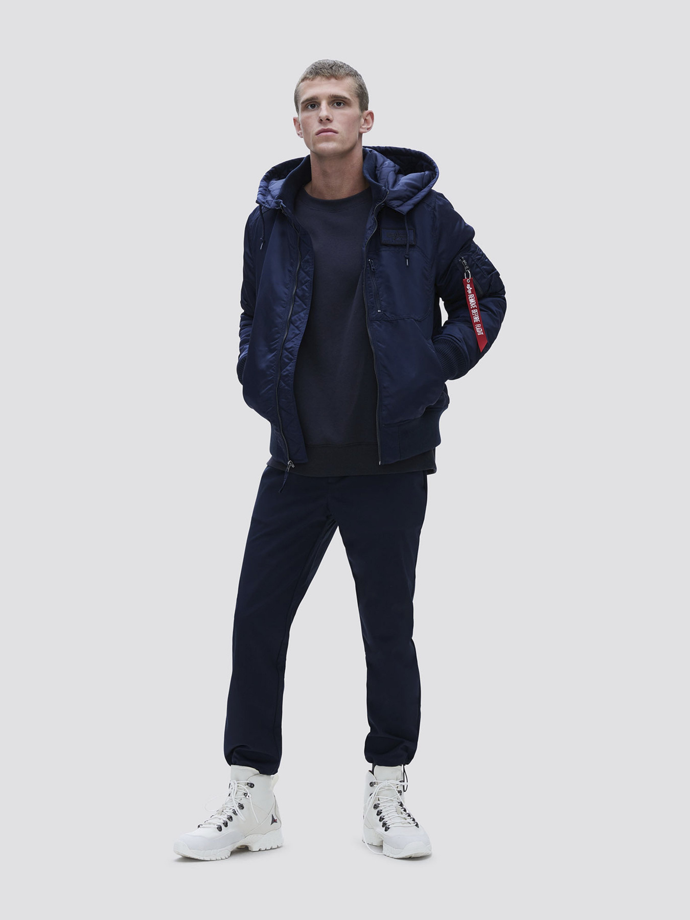 Бомбер Alpha Industries MA-1 HOODED RIB модель MJM49501C1_410 Фото