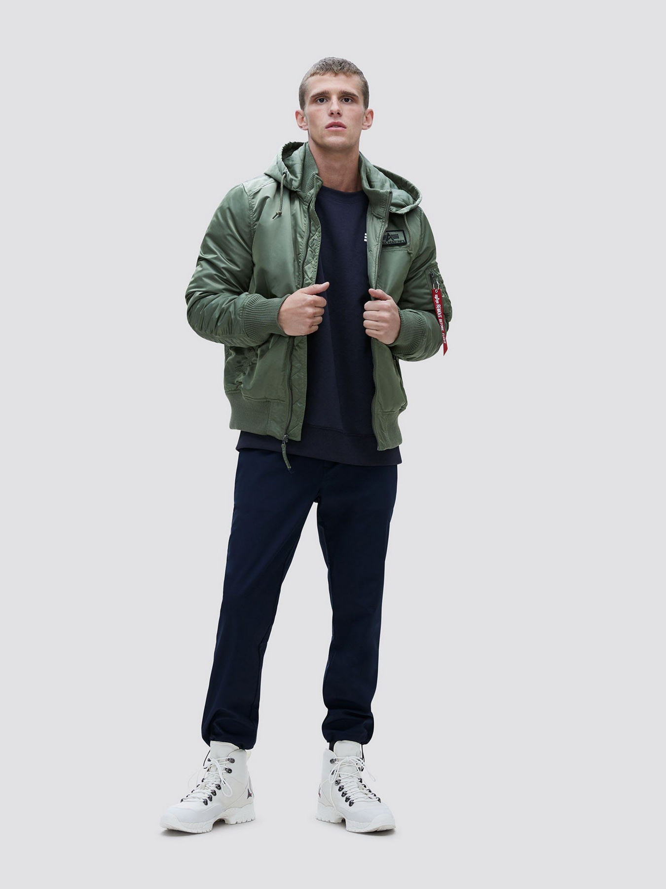 Бомбер Alpha Industries MA-1 HOODED RIB модель MJM49501C1_310 Фото