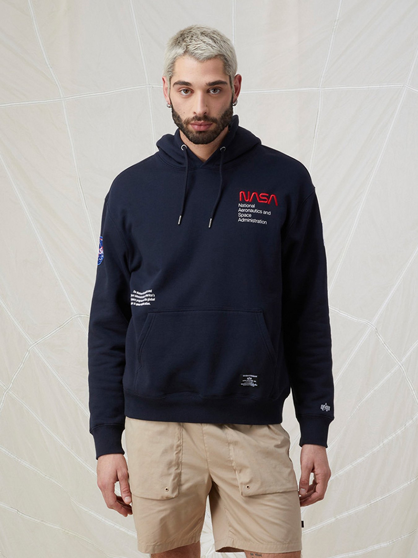 Худи Alpha Industries Nasa Worm Logo модель USN53000C1_410 Фото