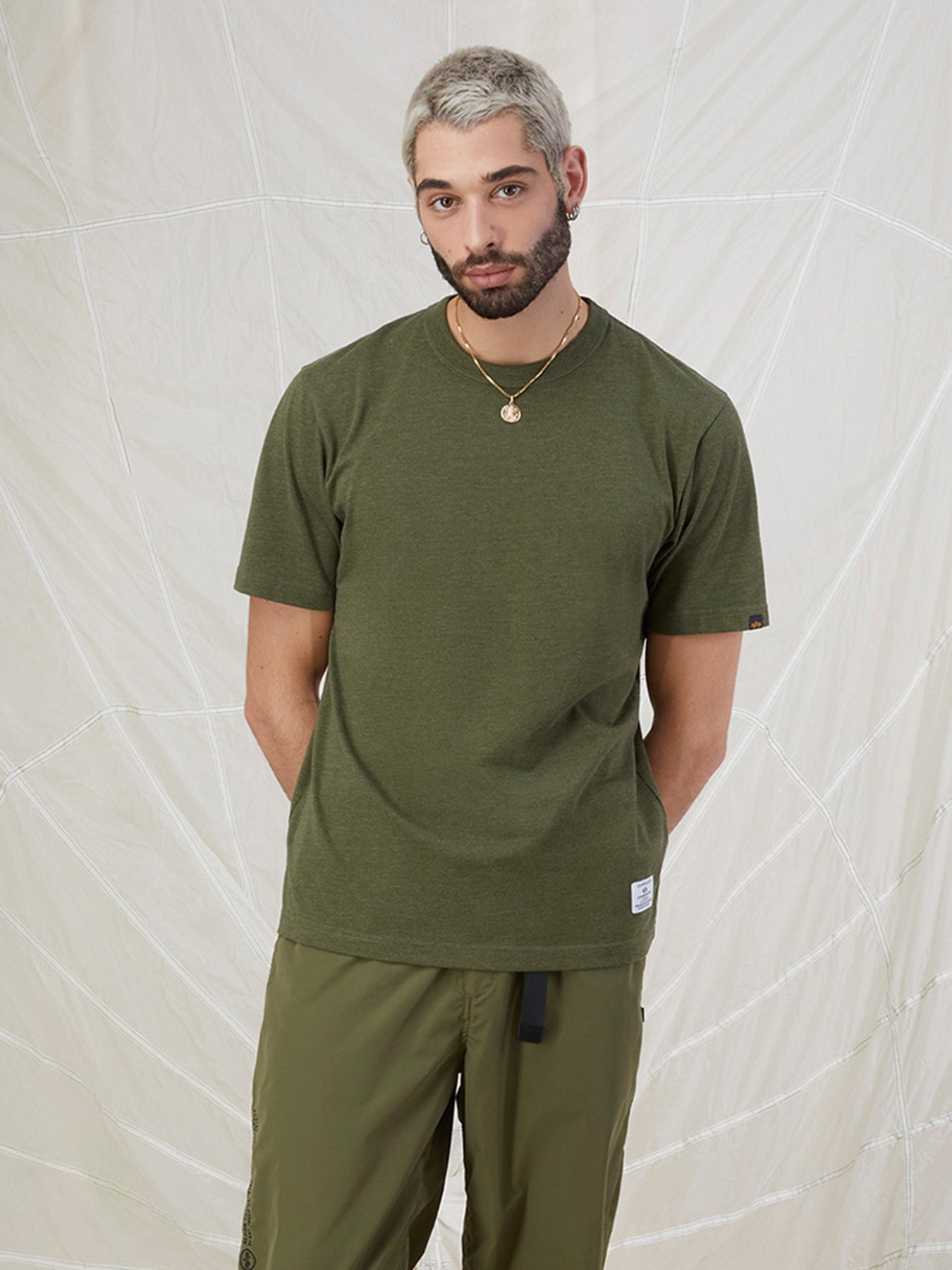 Футболка Alpha Industries Essential Tee модель UTE51500PK_347 Футболка Alpha Industries Essential Tee модель UTE51500PK_347 Фото