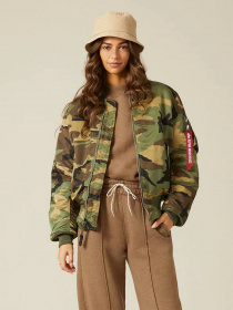 Бомбер Alpha Industries MA-1 модель MJM21000C1_961 Фото