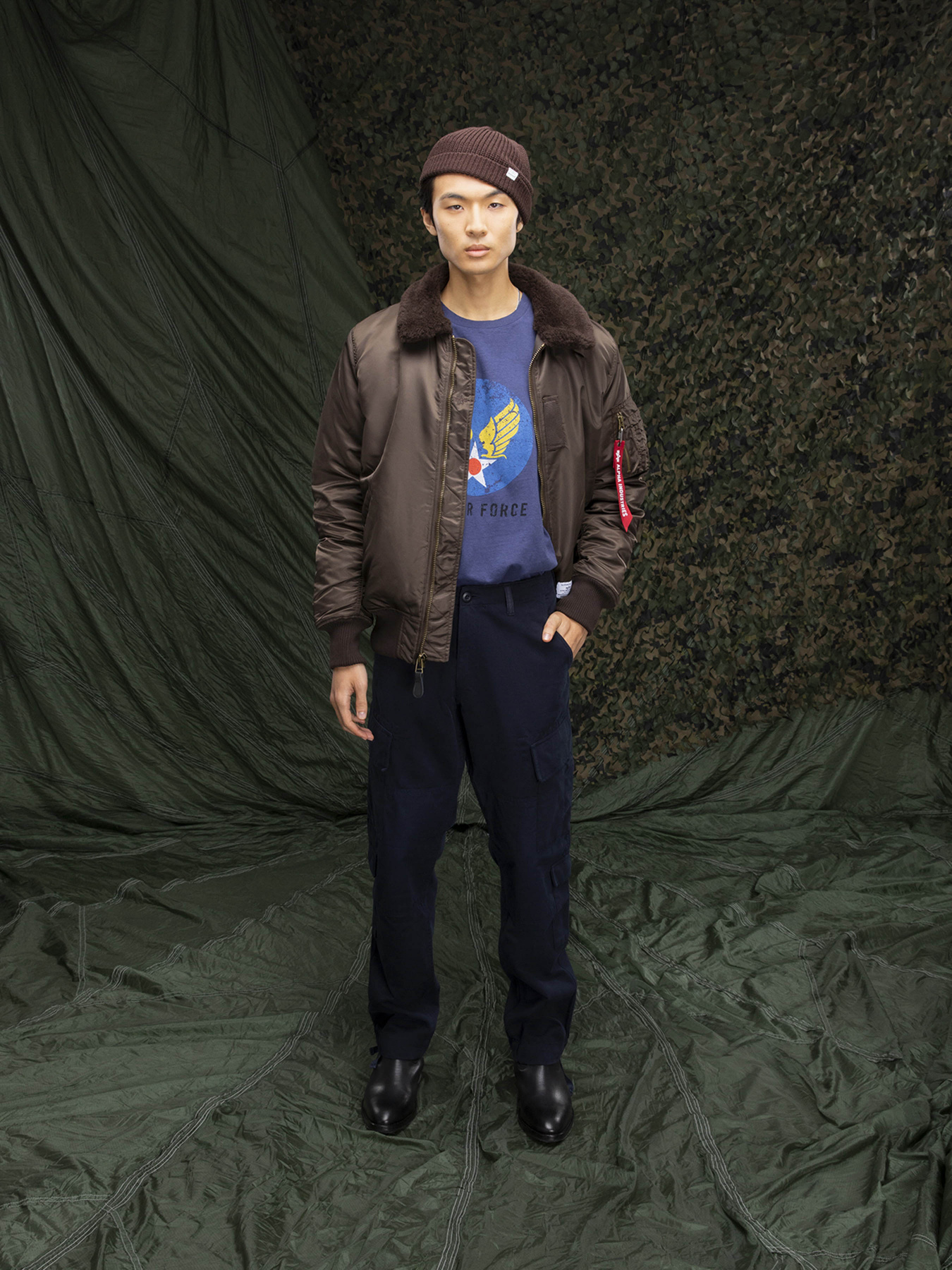 Бомбер Alpha Industries B-15 Mod Flight Faux Mouton Collar модель MJB52500C1_218 Бомбер Alpha Industries B-15 Mod Flight Faux Mouton Collar модель MJB52500C1_218 Фото