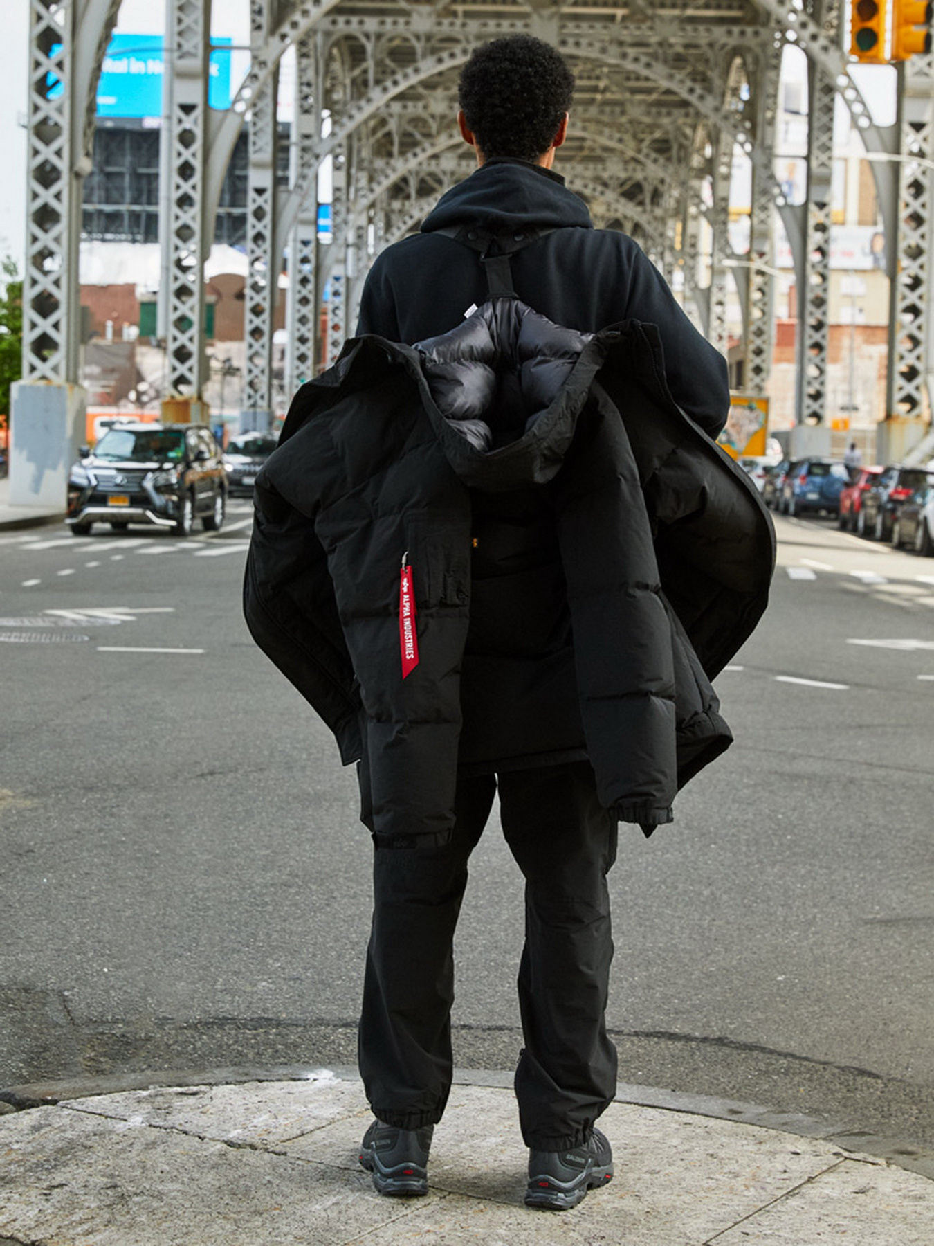 Пуховик Alpha Industries Long Puffer Parka Модель MJL53500C1_001 Фото