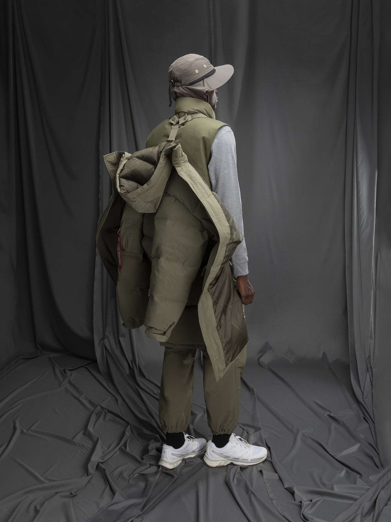 Пуховик Alpha Industries Long Puffer Parka модель MJL53500C1_359 Фото