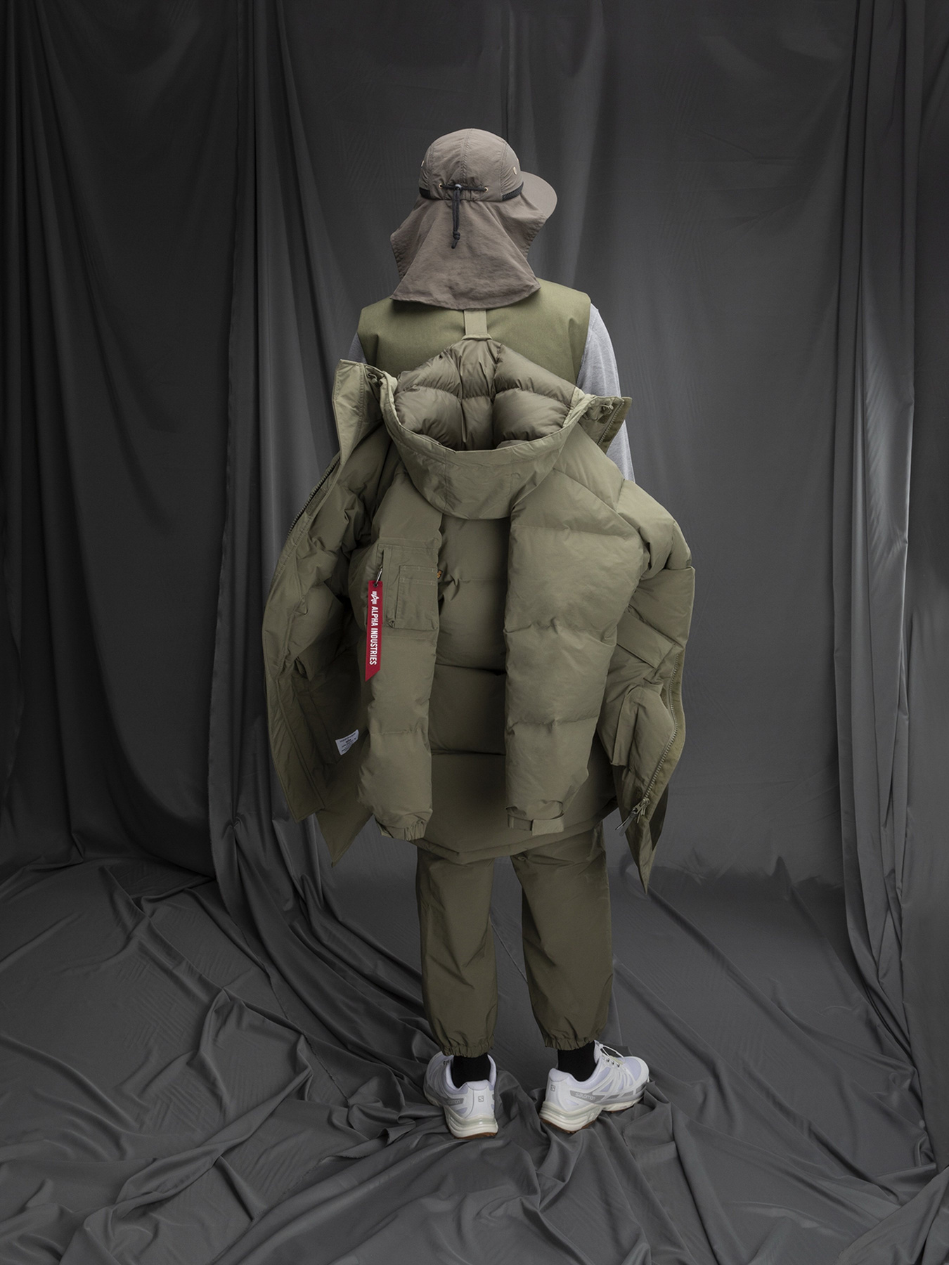 Пуховик Alpha Industries Long Puffer Parka модель MJL53500C1_359 Фото