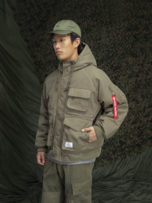 Бомбер Alpha Industries MA-1 модель MJM53502C1_359 Фото
