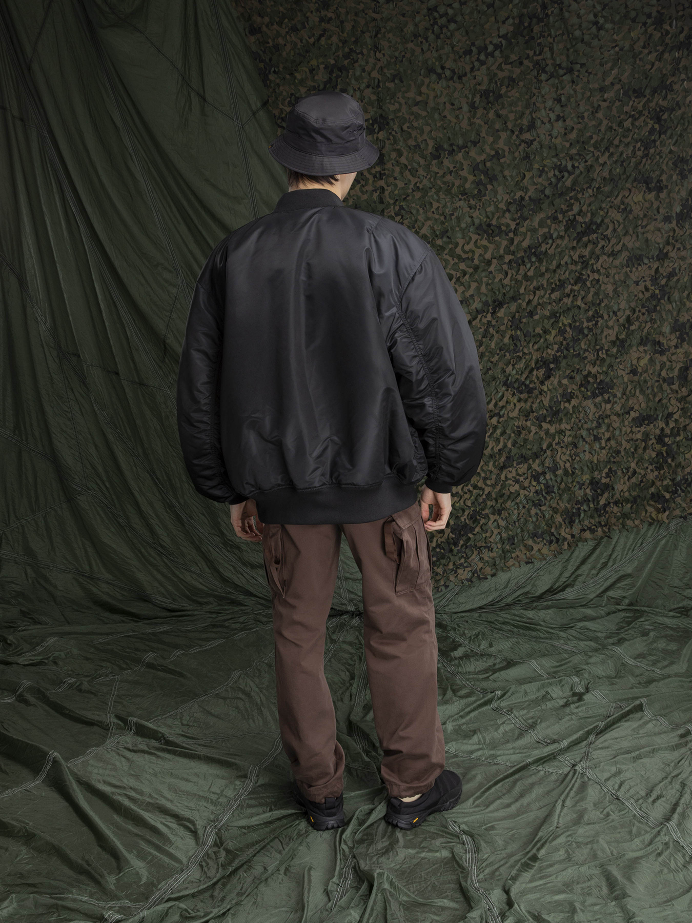 Бомбер Alpha Industries MA-1 Bloodlight Gen II Модель MJM53503C1_001 Фото