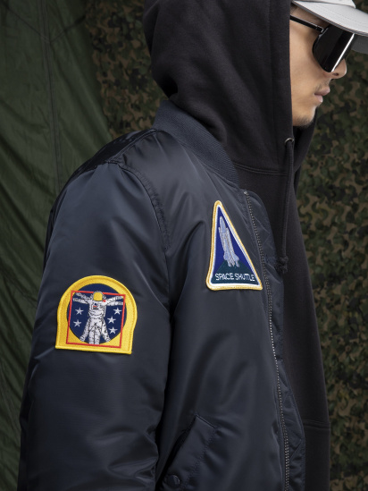 Бомбер Alpha Industries Nasa MA-1 модель MJN53500C1_410 — фото 3 - INTERTOP