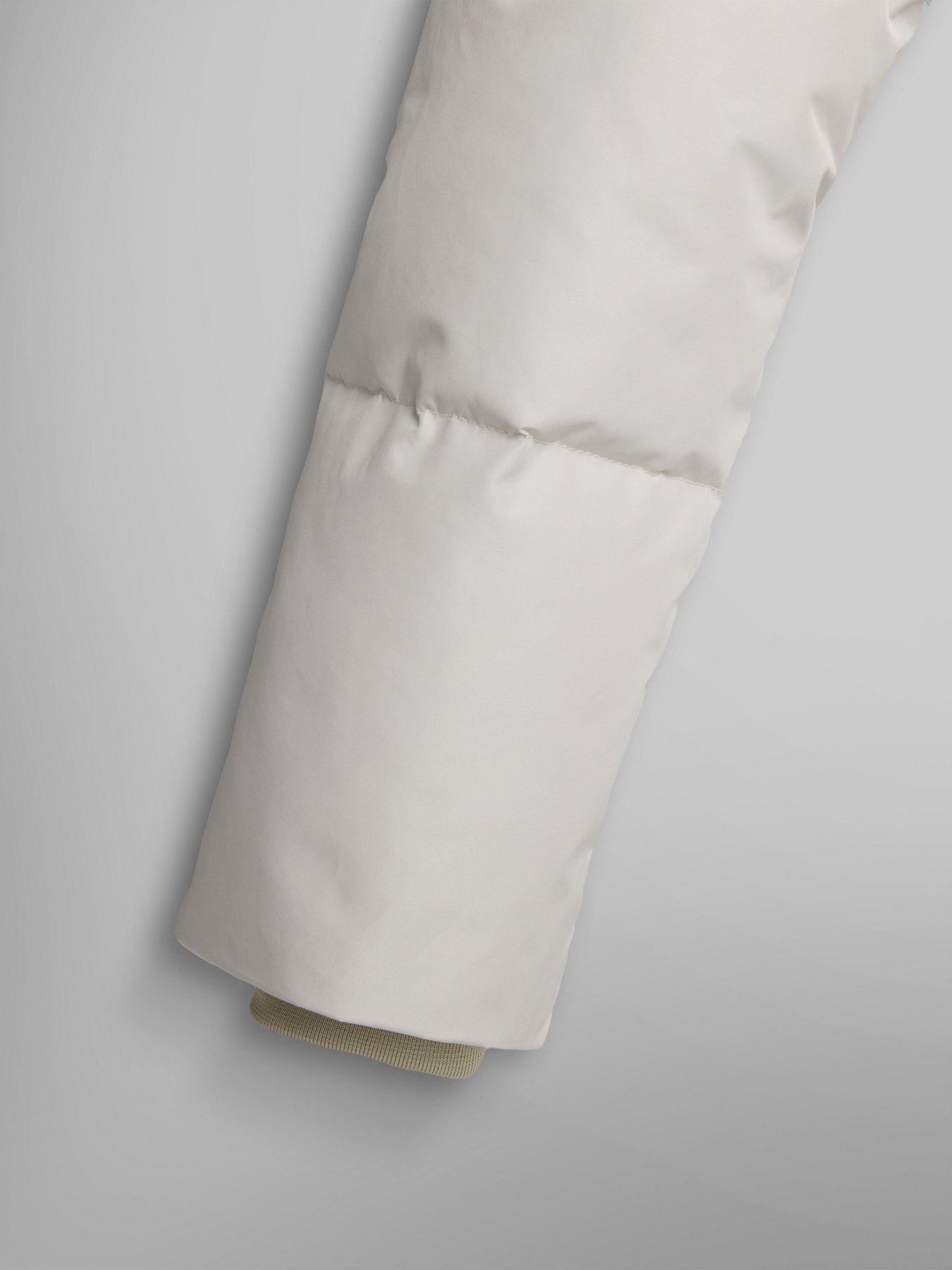 Зимняя куртка Alpha Industries Short W модель WJS52501C1_217 Фото