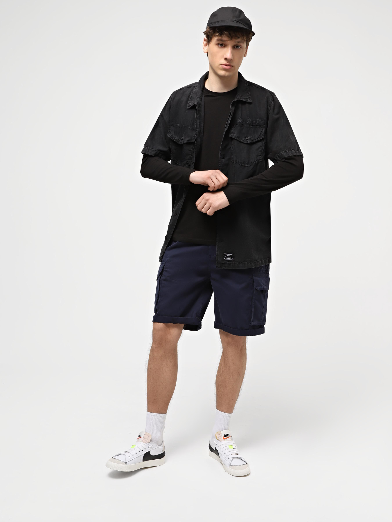 Повседневные шорты Alpha Industries Crew модель MBC53000C1_410 Повседневные шорты Alpha Industries Crew модель MBC53000C1_410 Фото
