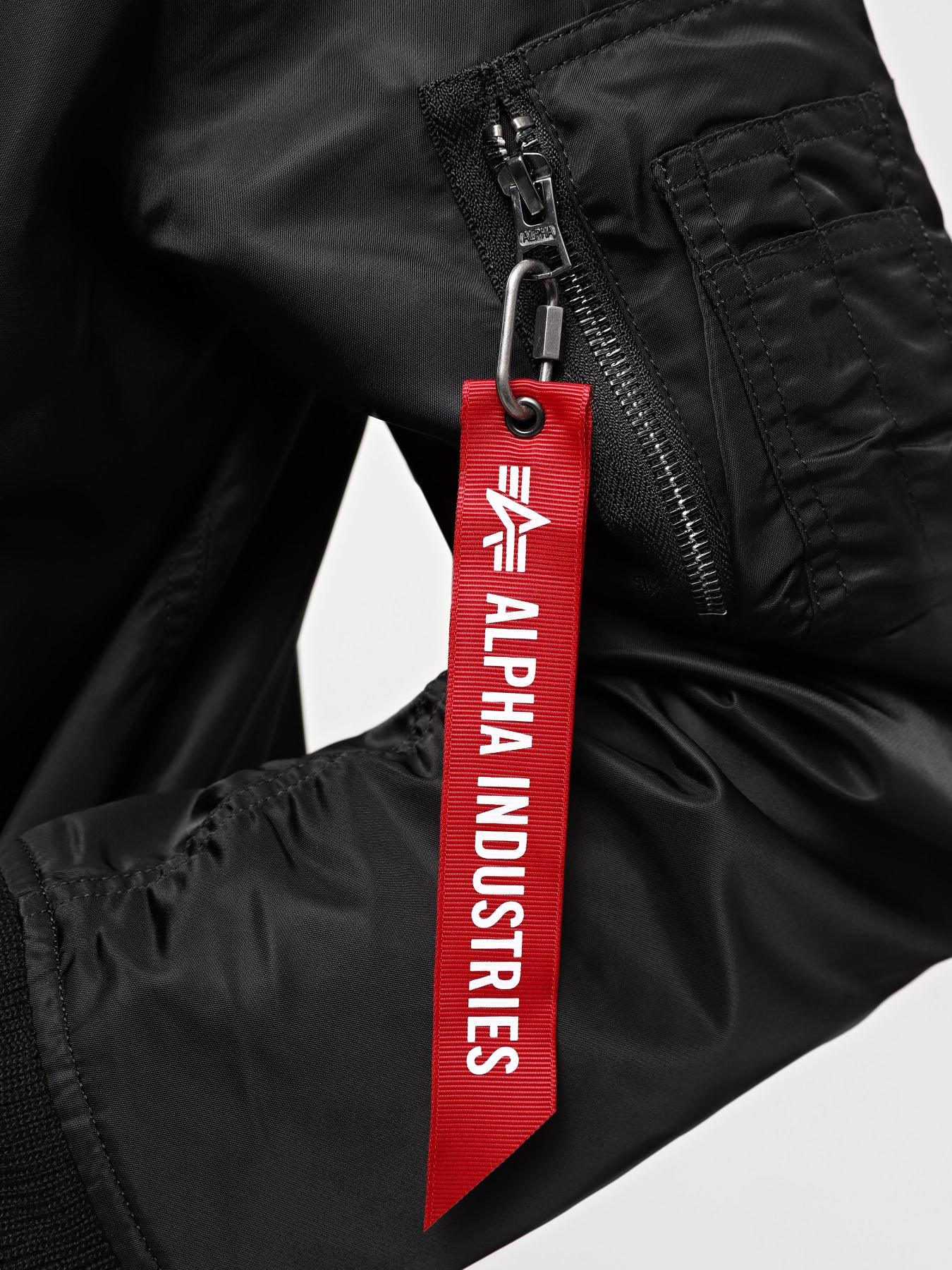 Бомбер Alpha Industries L-2b Dragonfly Blood Chit Gen II модель MJL53000C1_001 Фото