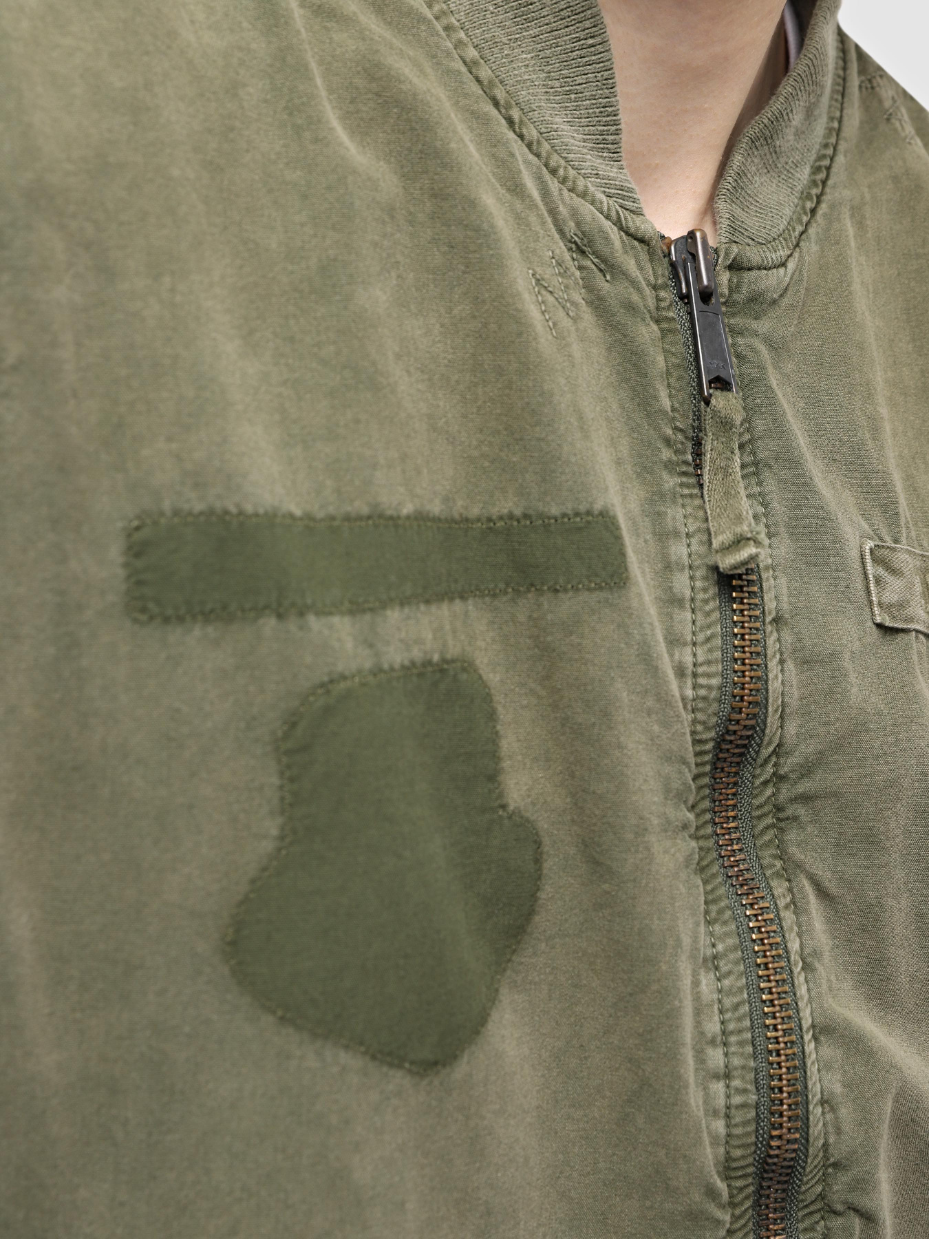 Бомбер Alpha Industries L-2b Rip And Repair модель MJL54000CO_359 Бомбер Alpha Industries L-2b Rip And Repair модель MJL54000CO_359 Фото