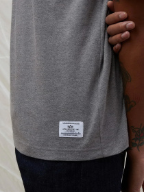 Футболка Alpha Industries Essential Raglan Tee модель MTE53000C1_063 Фото