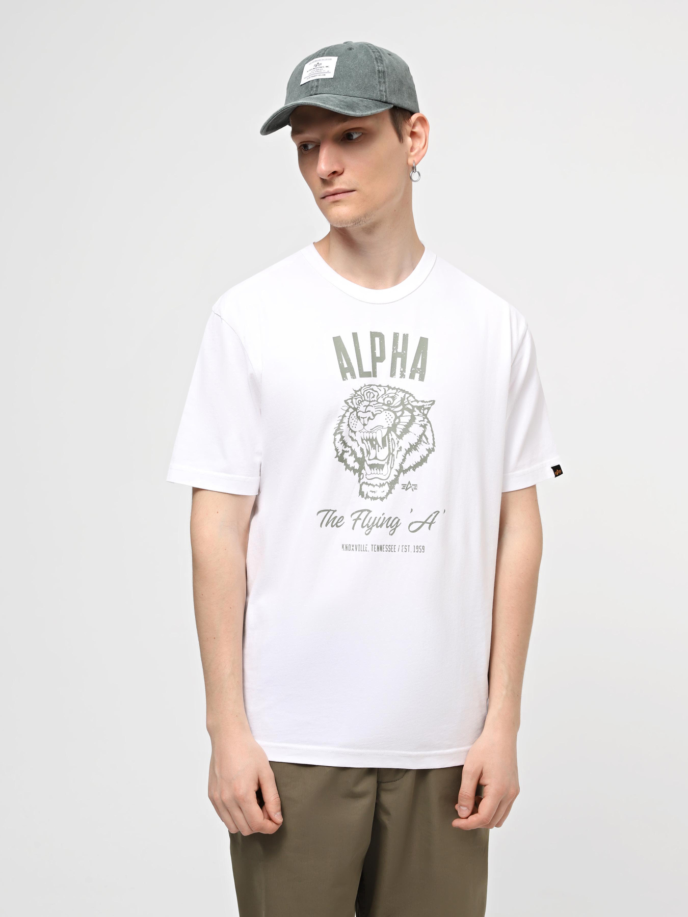 Футболка Alpha Industries Alpha Tiger Tee модель UTA54018PK_100 Футболка Alpha Industries Alpha Tiger Tee модель UTA54018PK_100 Фото