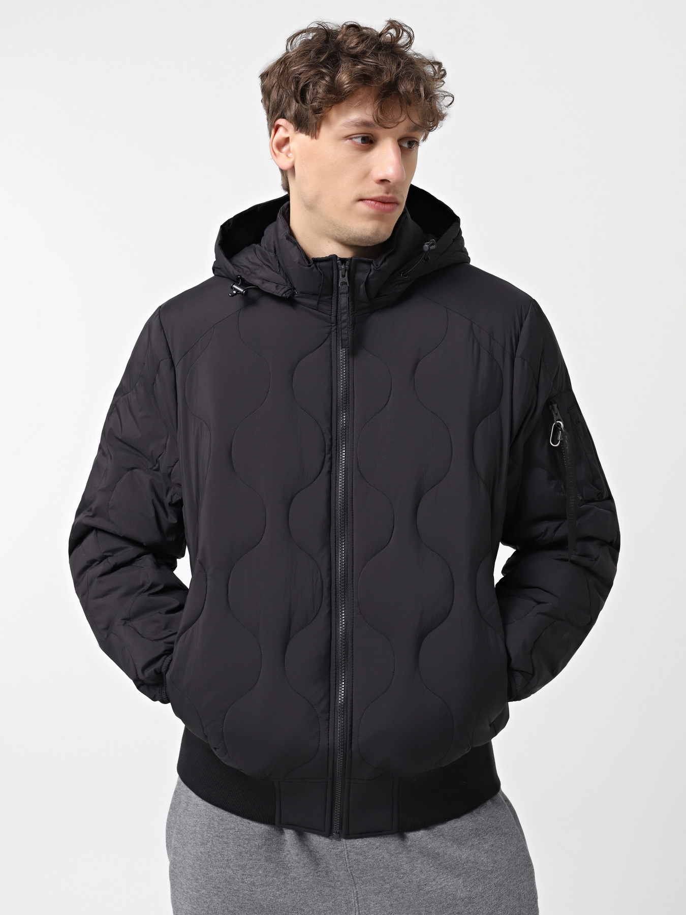 Демісезонна куртка Alpha Industries Lightweight Quilted Down модель MJL54501C1_001 Фото