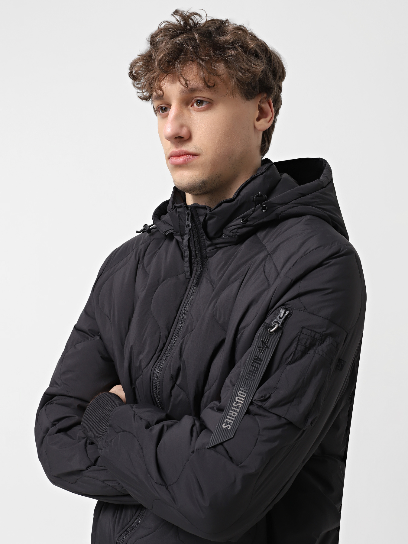 Демисезонная куртка Alpha Industries Lightweight Quilted Down модель MJL54501C1_001 Фото