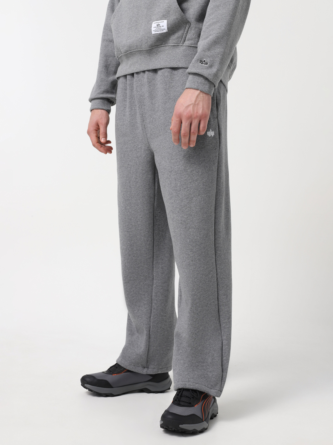 Штаны спортивные Alpha Industries Essential модель UBE54500C1_063 Фото