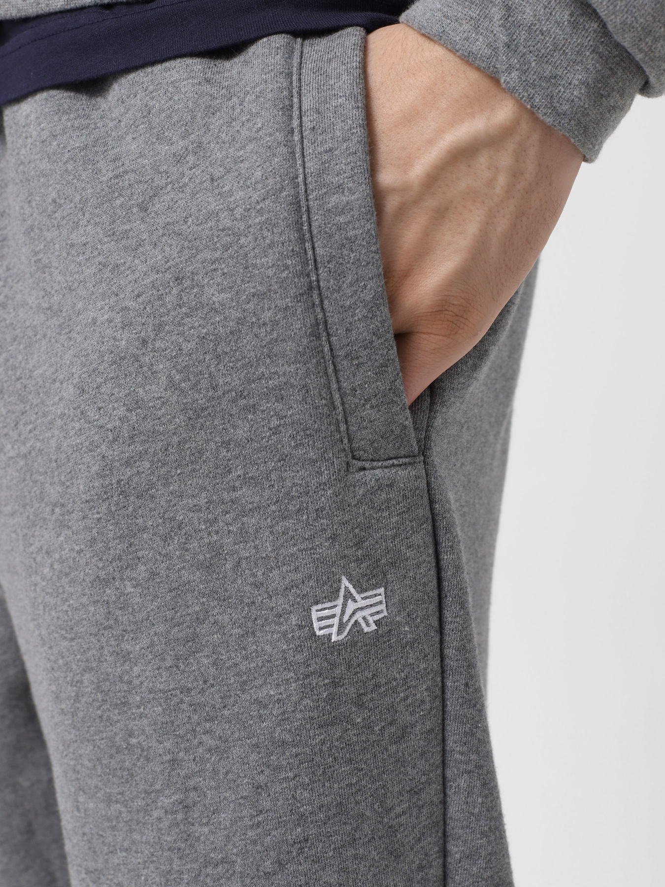 Штаны спортивные Alpha Industries Essential модель UBE54500C1_063 Фото