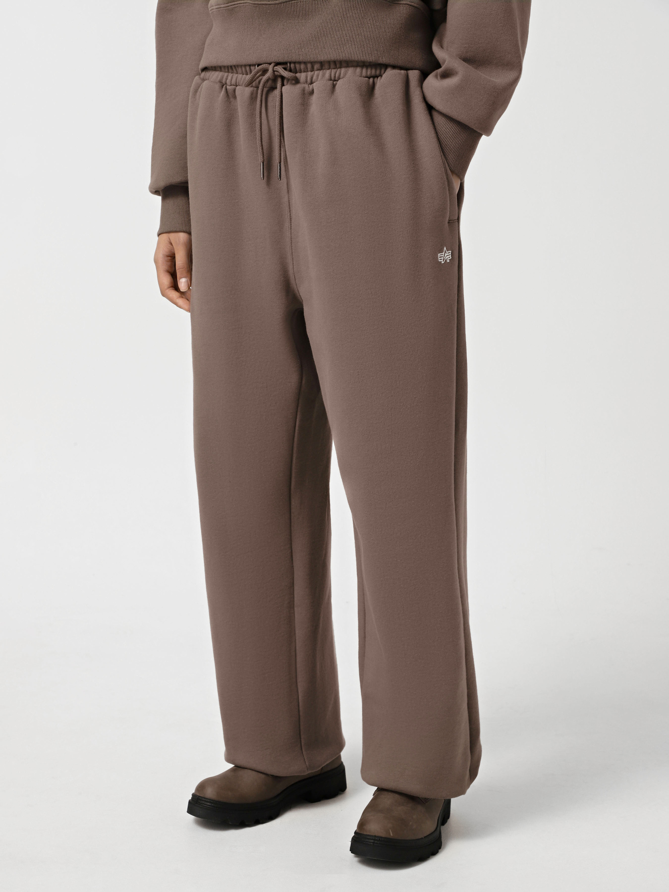 Штаны спортивные Alpha Industries Essential модель UBE54500C1_204 Фото