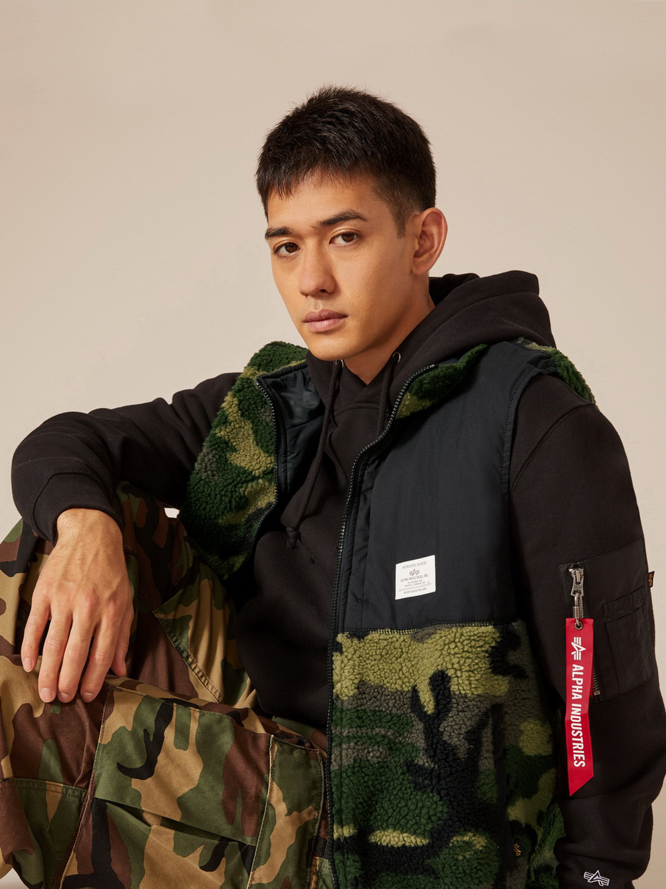 Жилет Alpha Industries SHERPA UTILITY  модель MJS51500C1_961 Фото