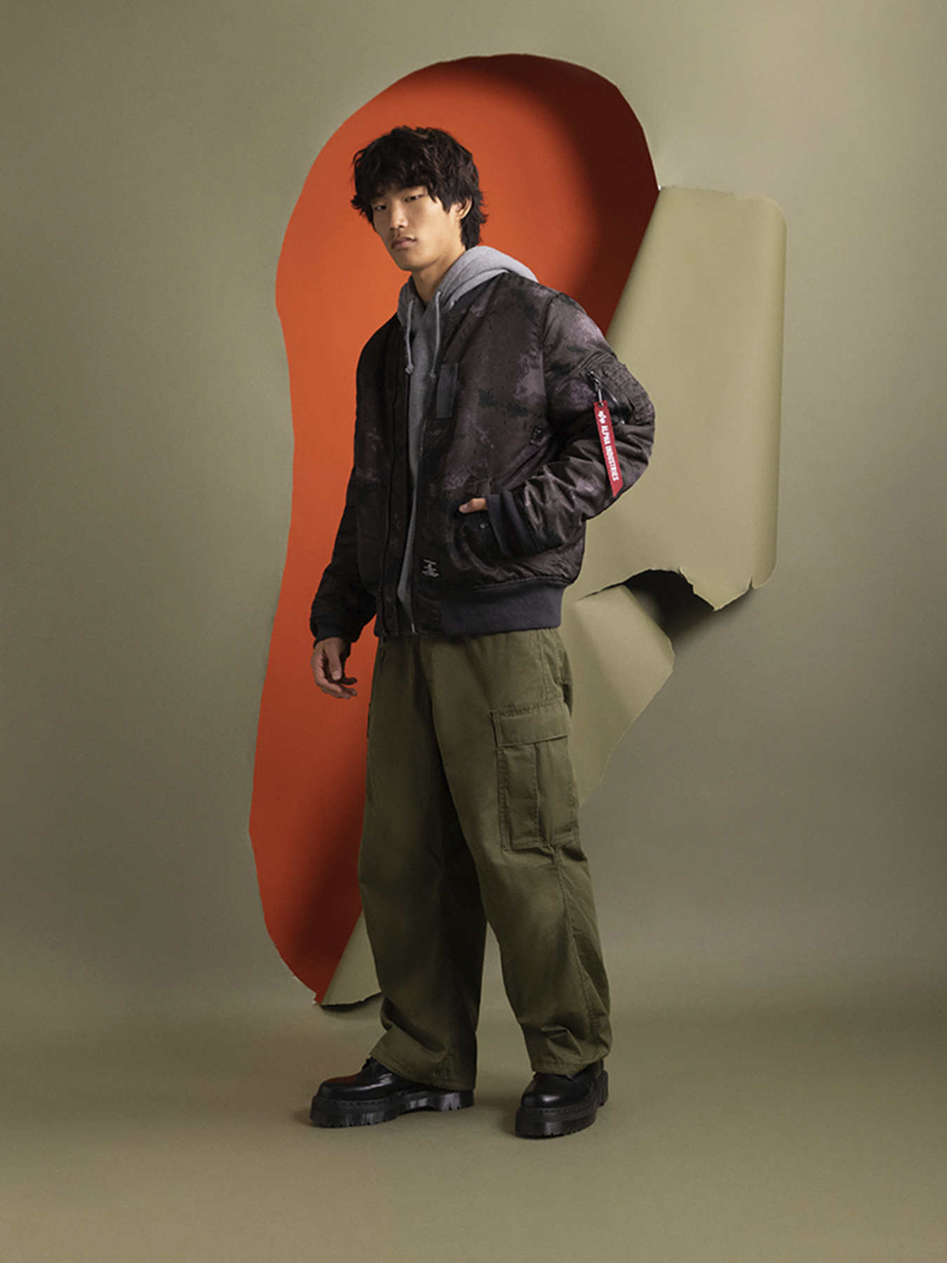 Бомбер Alpha Industries MA-1 Mod модель MJM53504C1_080 Фото