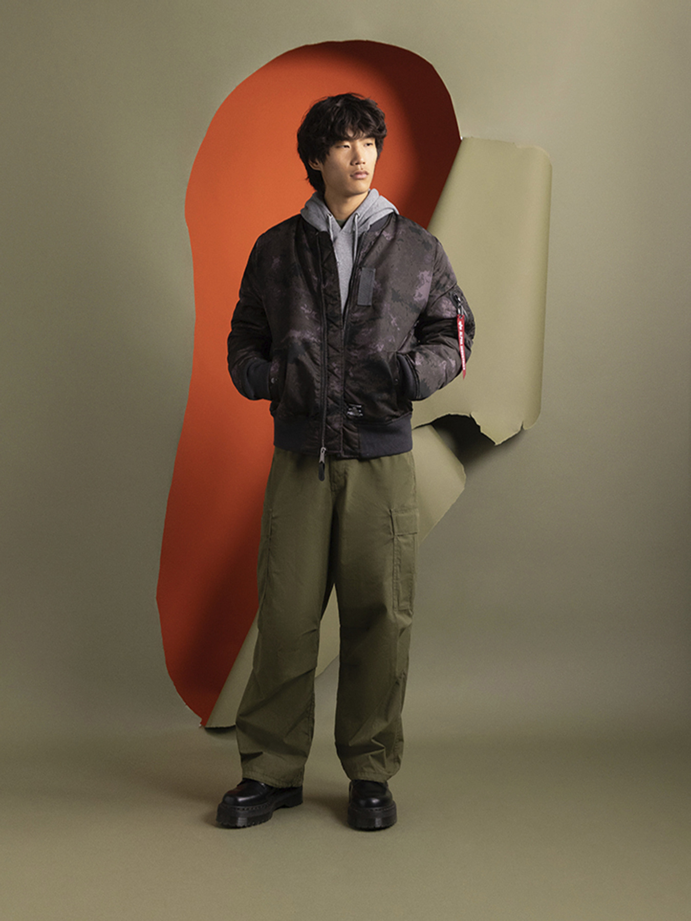 Бомбер Alpha Industries MA-1 Mod модель MJM53504C1_080 Фото